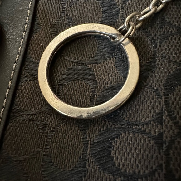 Vintage Coach Leatherware signature canvas and leather key/cardholder - EUC - Picture 10 of 10